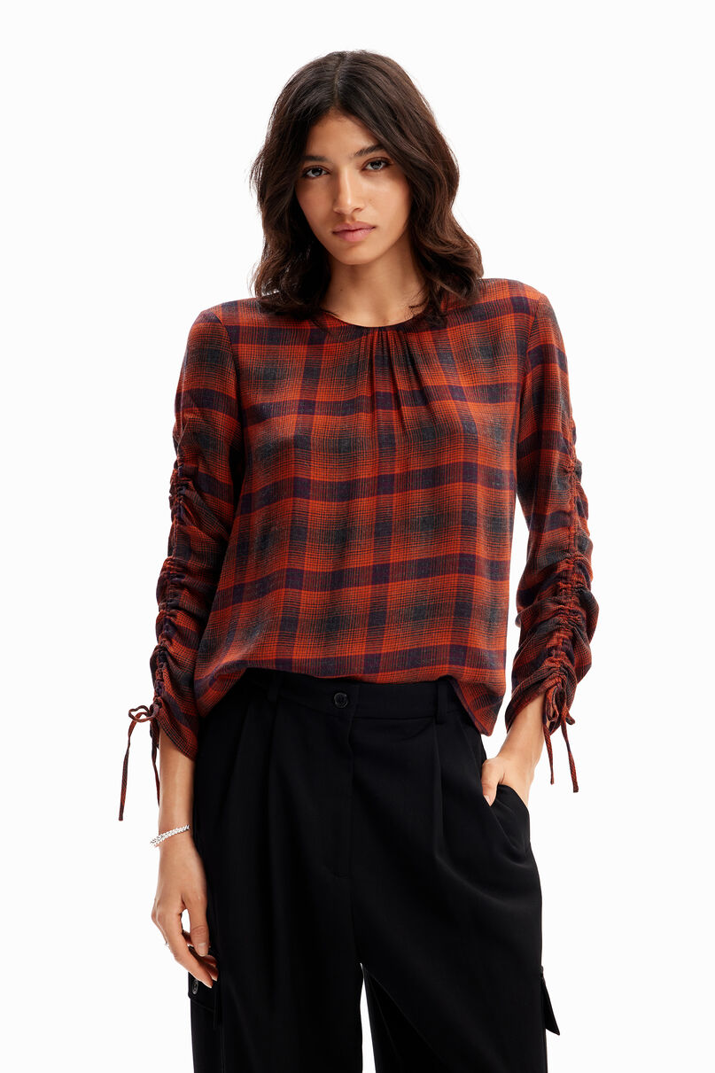 Adjustable sleeve plaid blouse