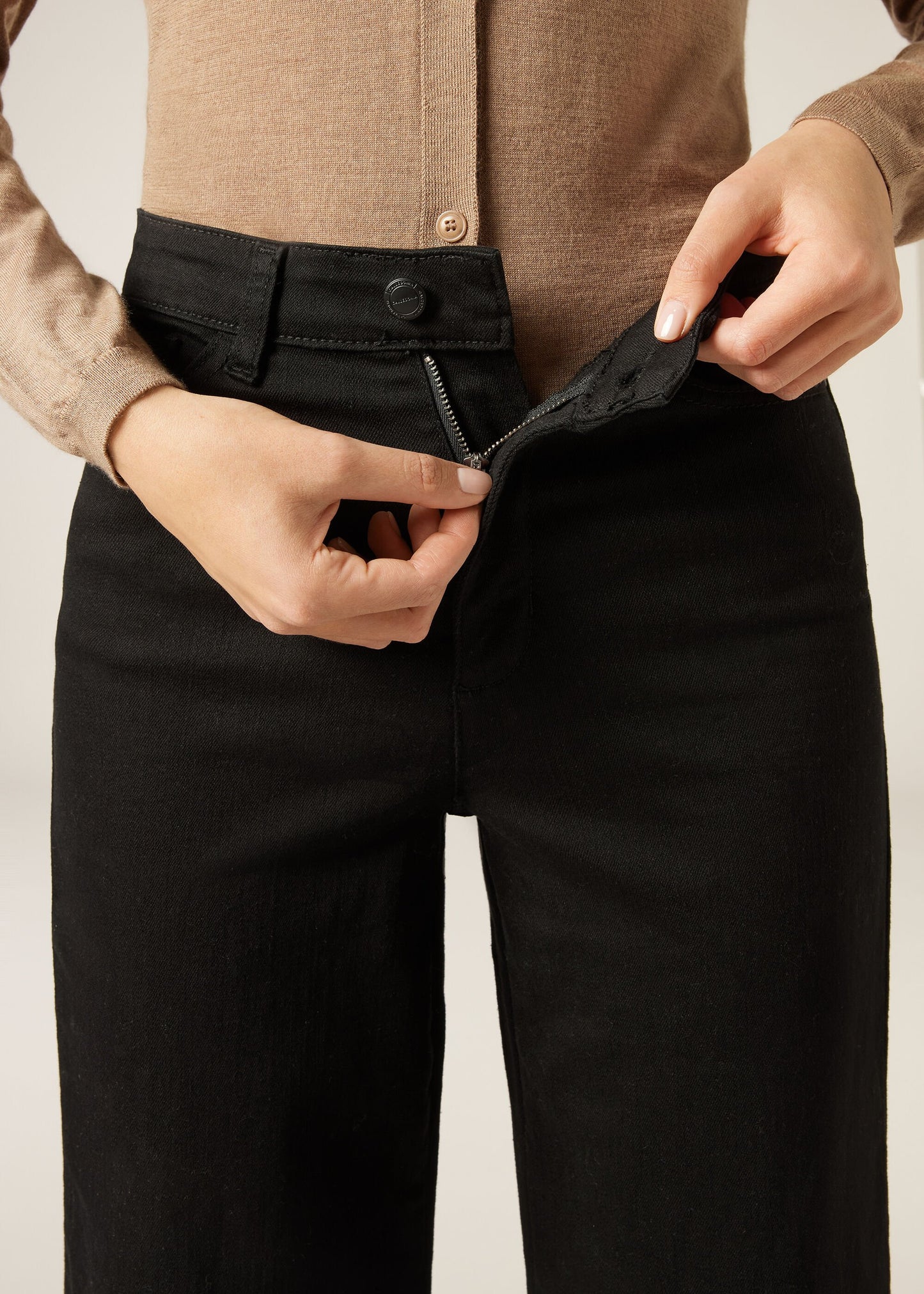 Wide Leg Stretch Jeans